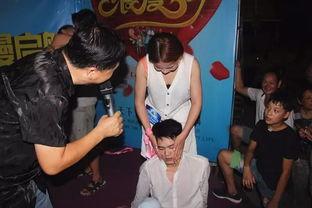 接吻大赛狄莺在线视频,浪漫竞技场上的甜蜜对决